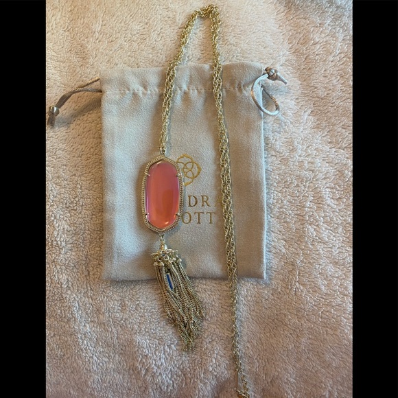 Kendra Scott Jewelry - NWOT Kendra Scott HTF Iridescent Tangerine Rayne